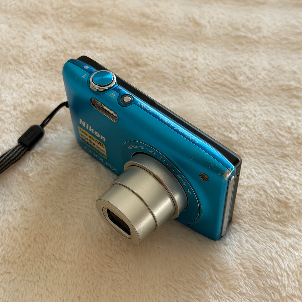 Nikon Coolpix S3300