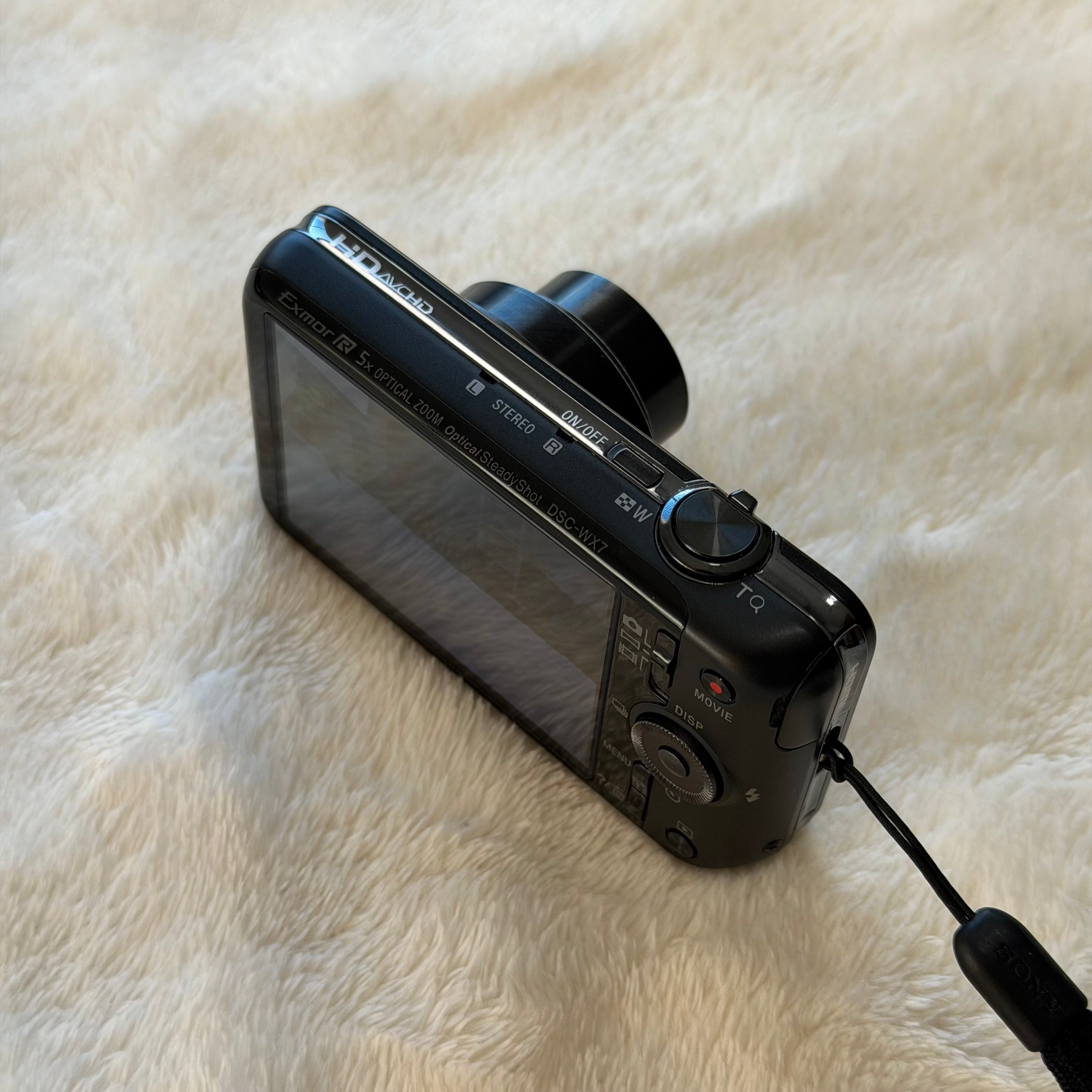 Sony Cyber-shot DSC-WX7