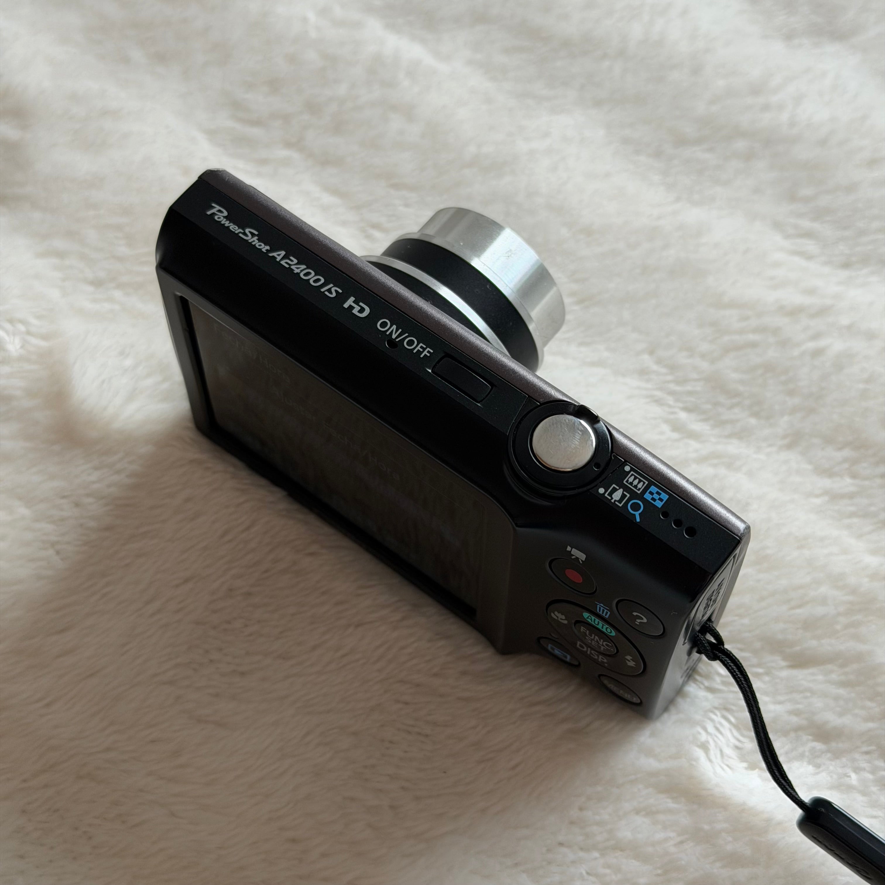 Canon PowerShot A2400 IS | (con caja)