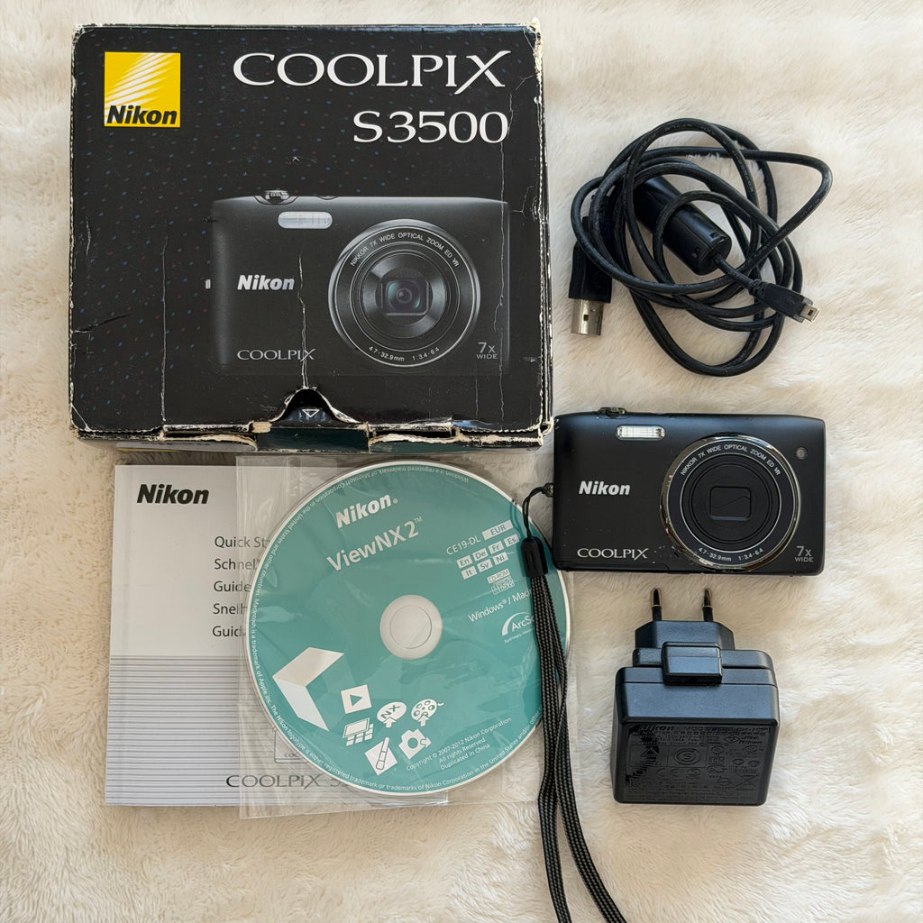 Nikon Coolpix S3500 | (con caja)
