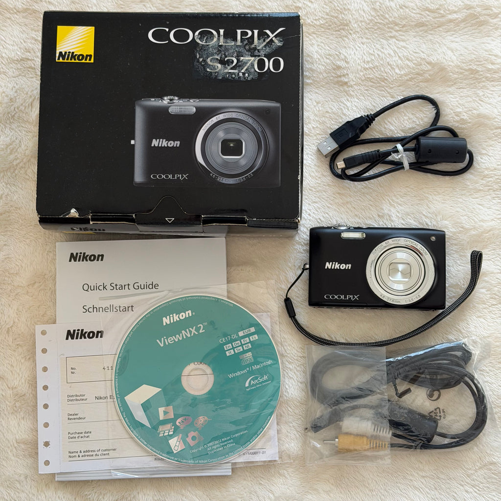 Nikon Coolpix S2700 | (con caja)