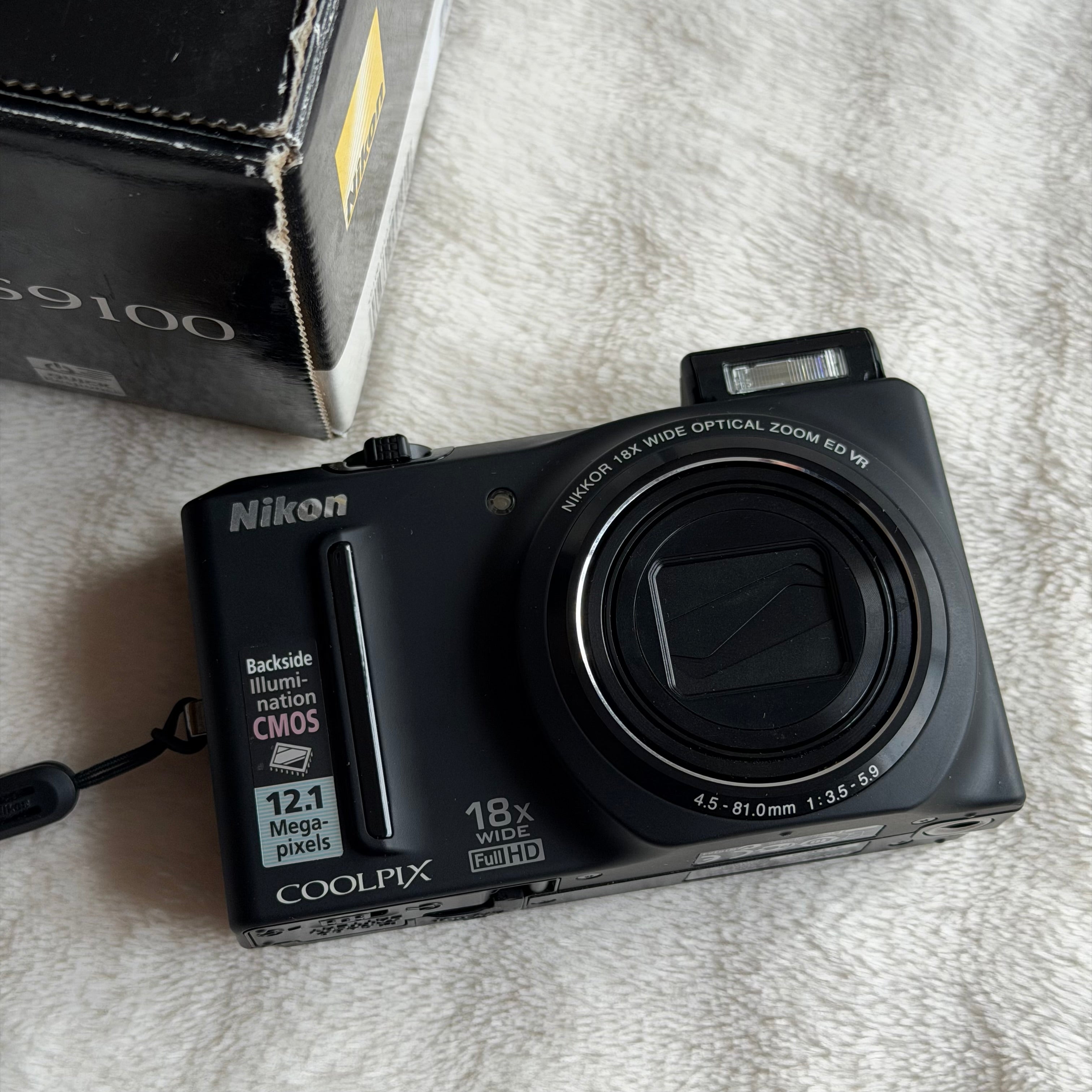 Nikon Coolpix S9100