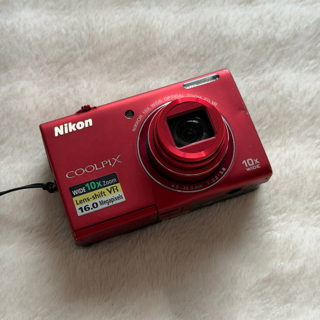 Nikon Coolpix S6200 | (con caja)