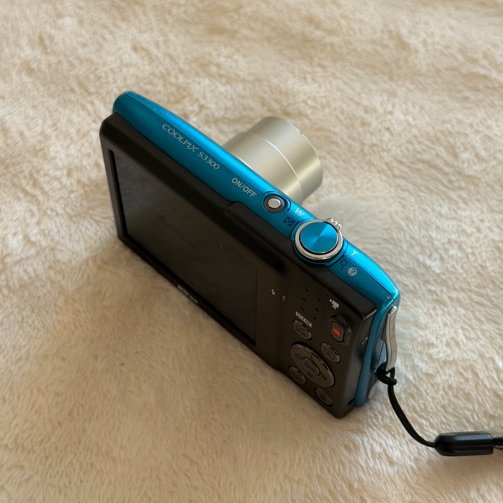 Nikon Coolpix S3300