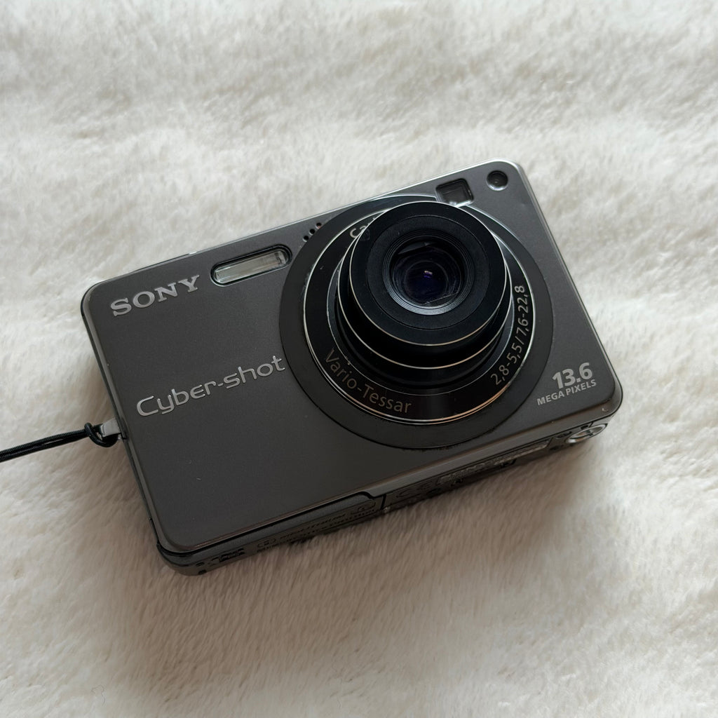 Sony Cyber-shot DSC-W300