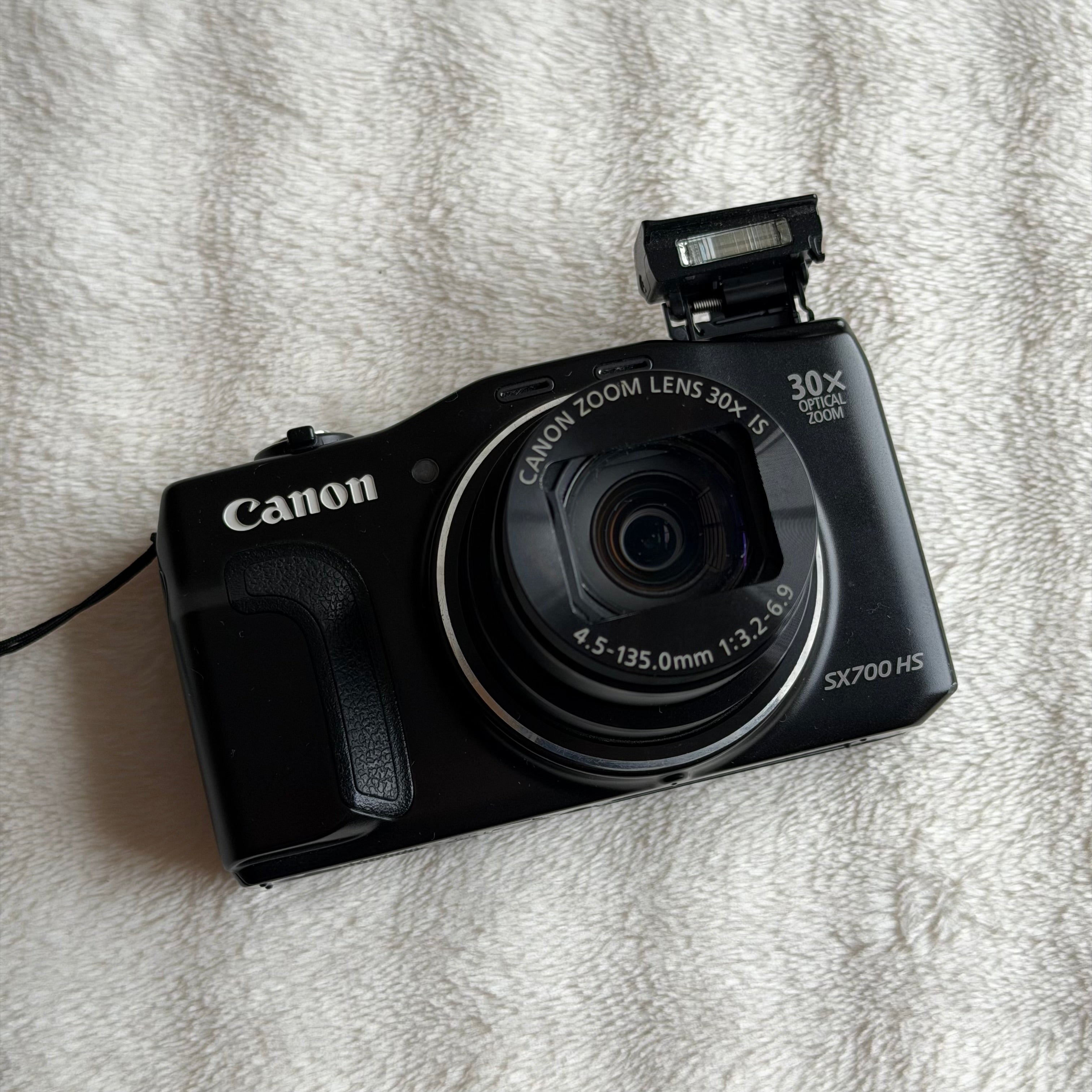 Canon PowerShot SX700 HS