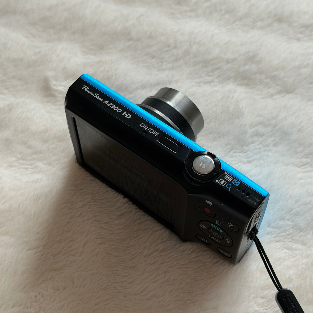 Canon PowerShot A2300 | (con caja)