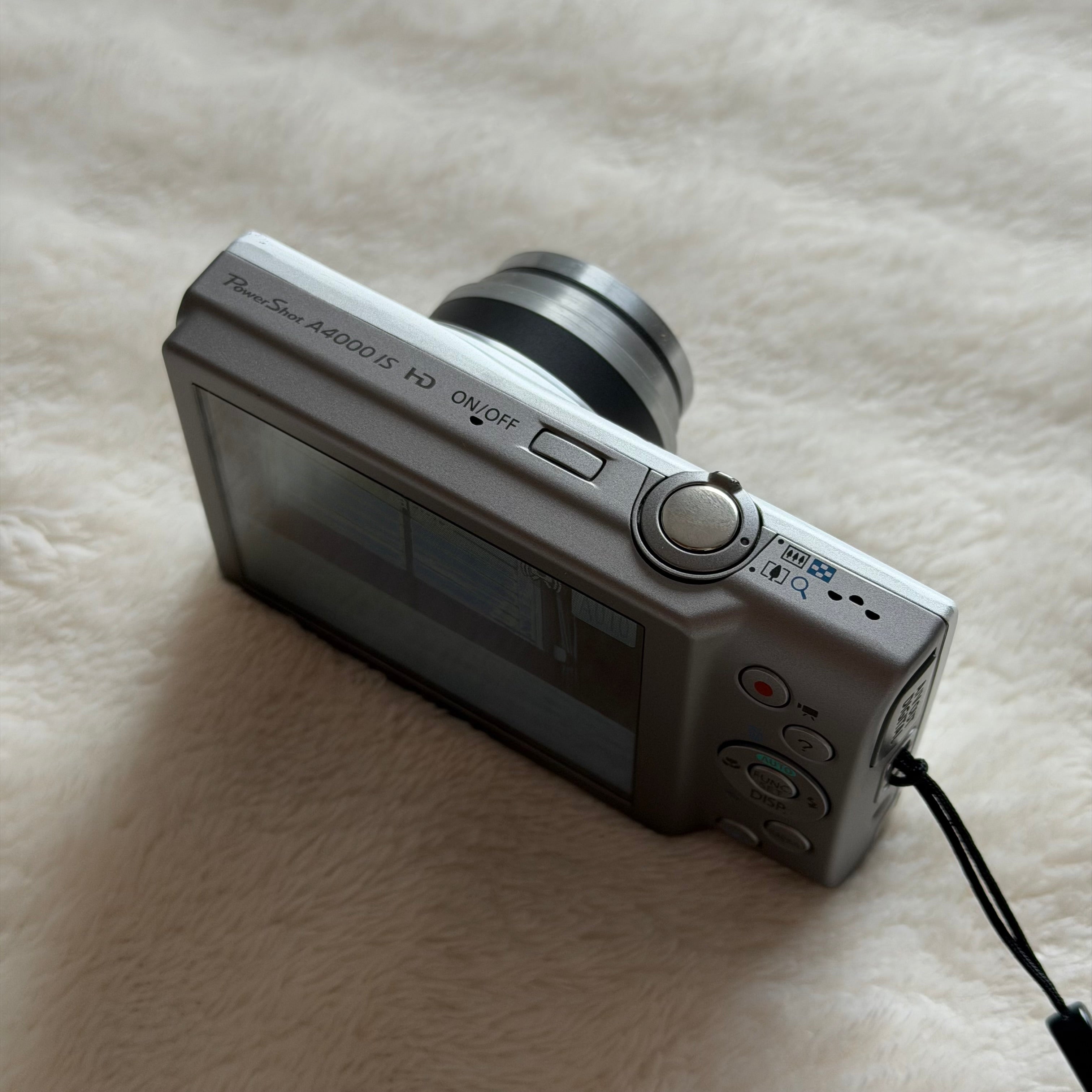 Canon PowerShot A4000 IS