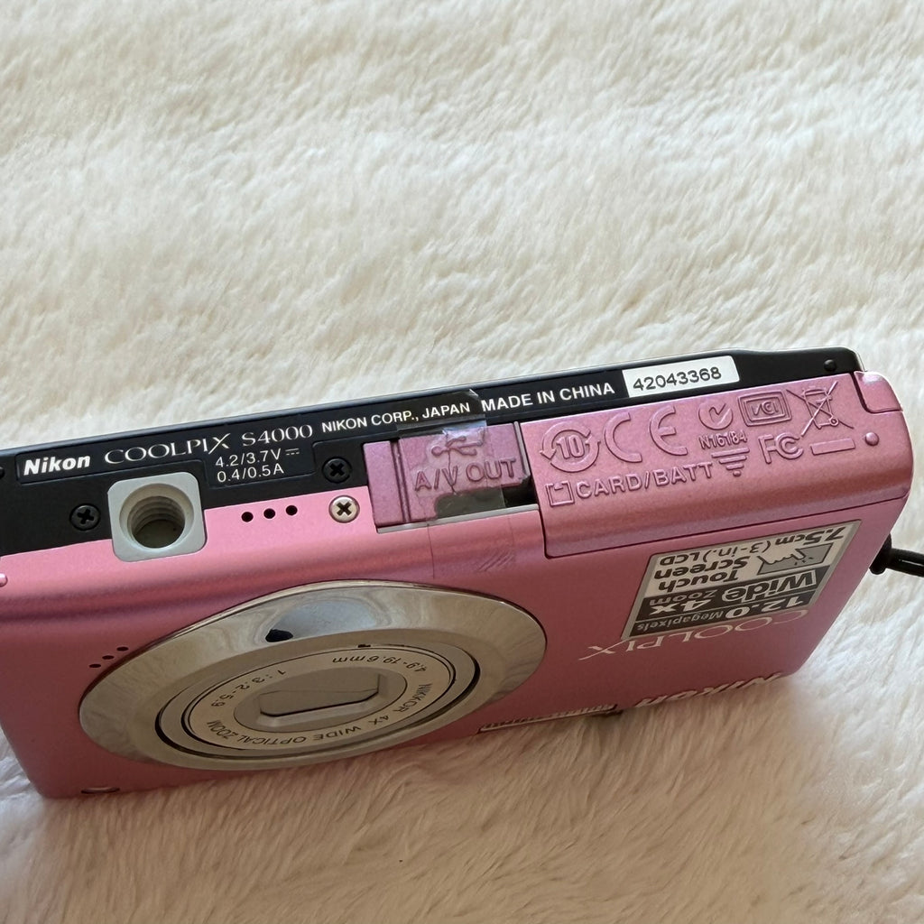 Nikon Coolpix S4000