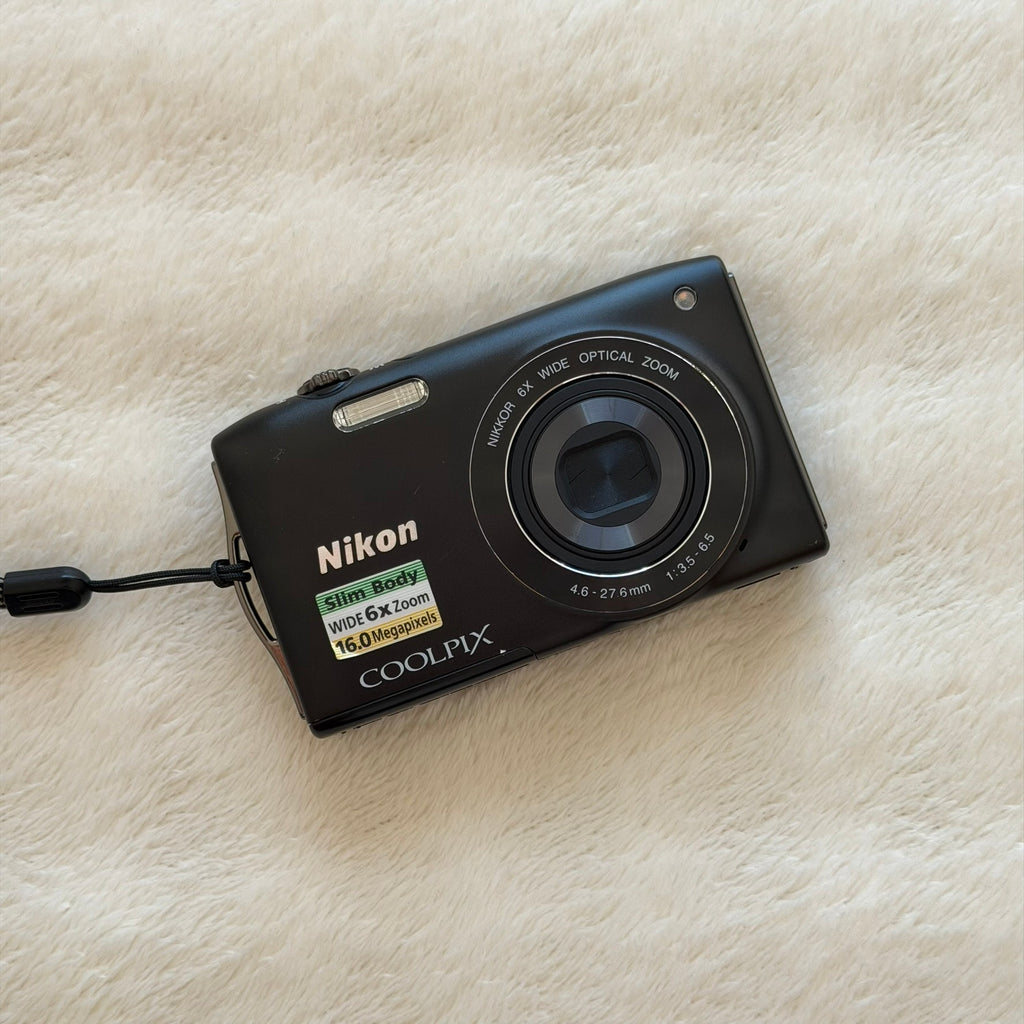 Nikon Coolpix S3200